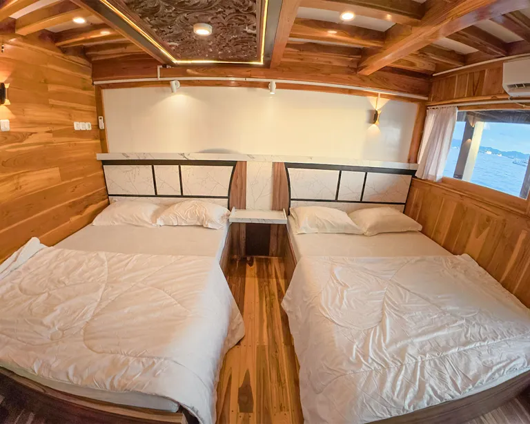 Alfathran 3 Rinjani Room with two queen beds
