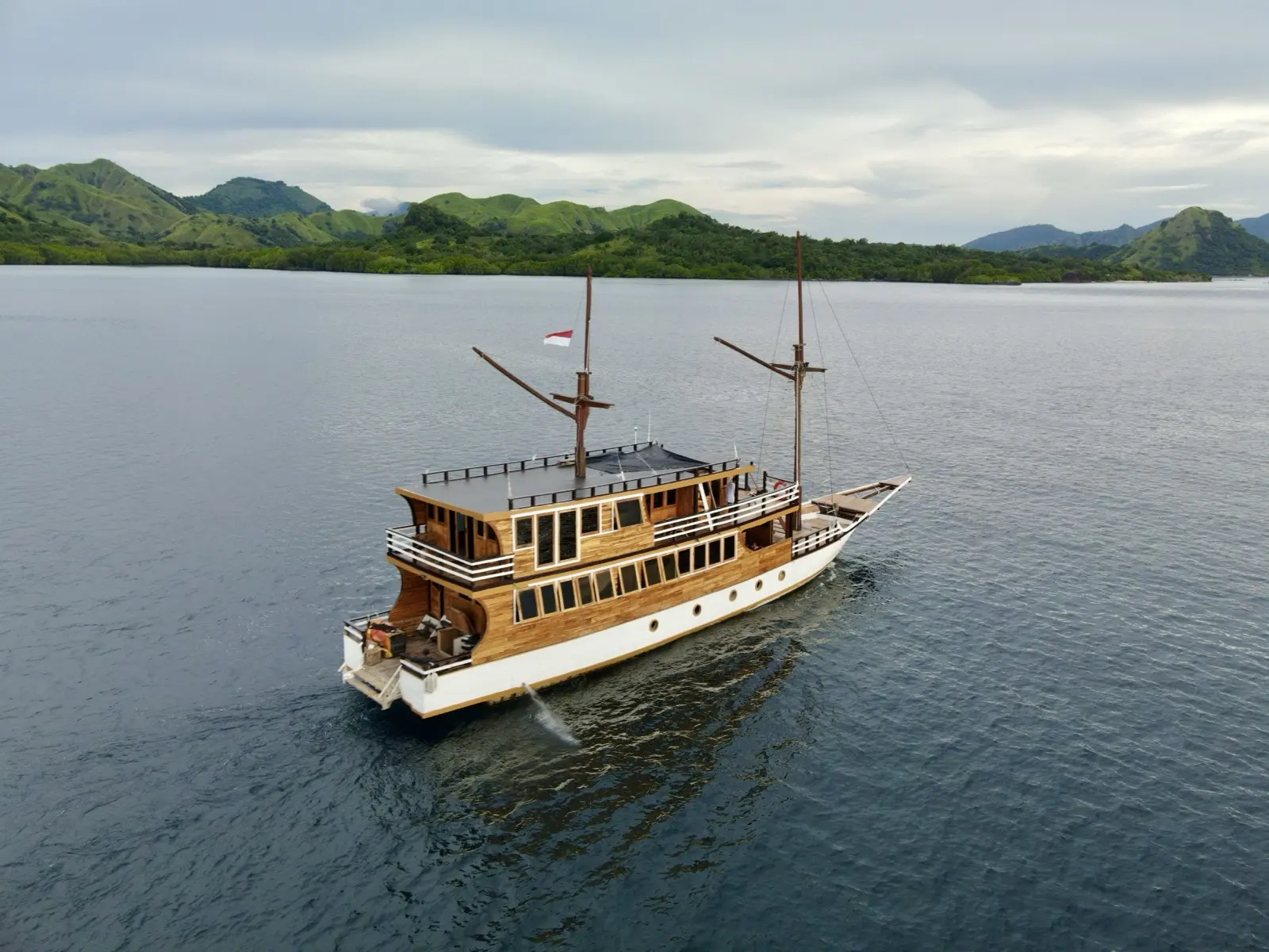 Bajo Sunset Voyages