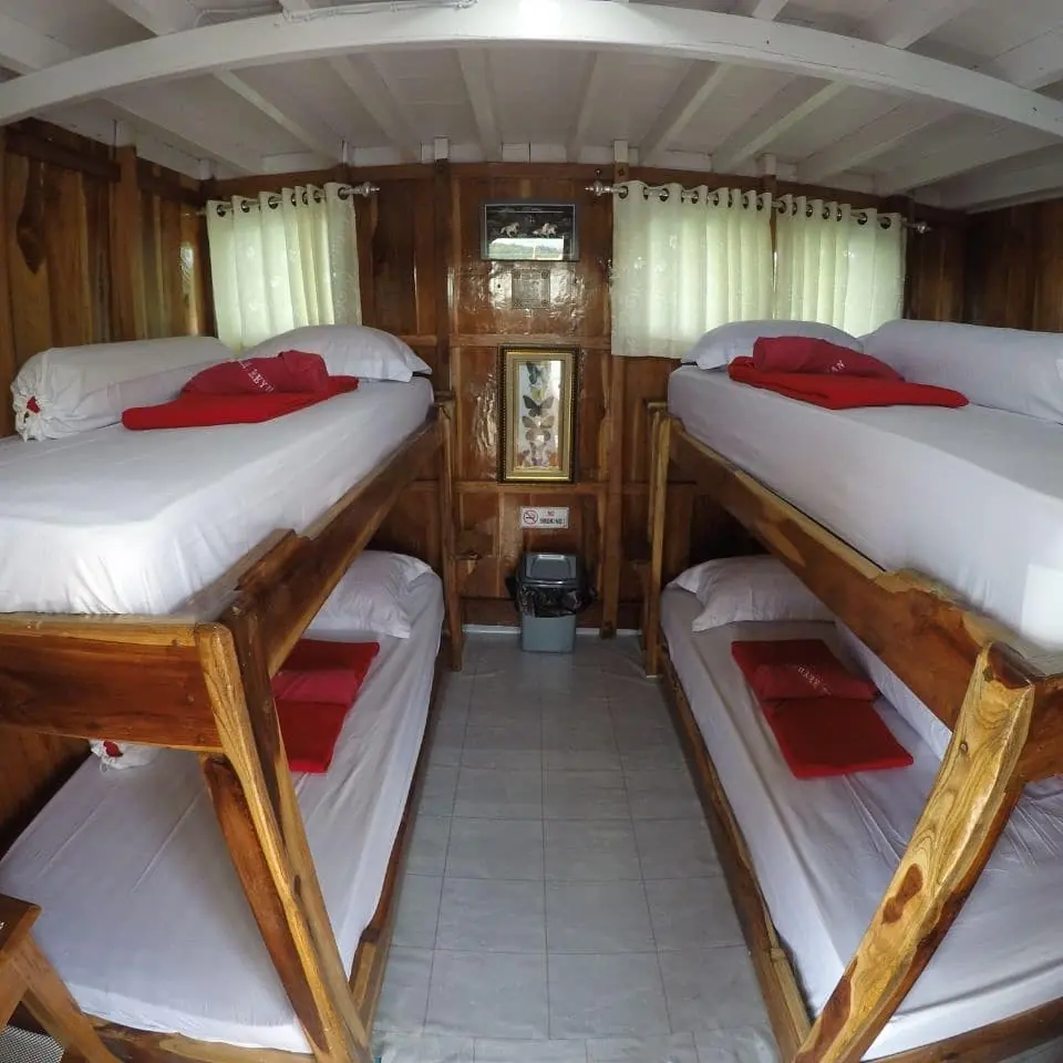 Sharing Room Share Bathroom North Blue Liveaboard
