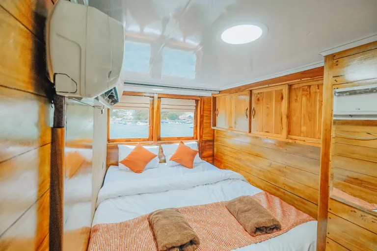 Standard Cabin di kapal Segara