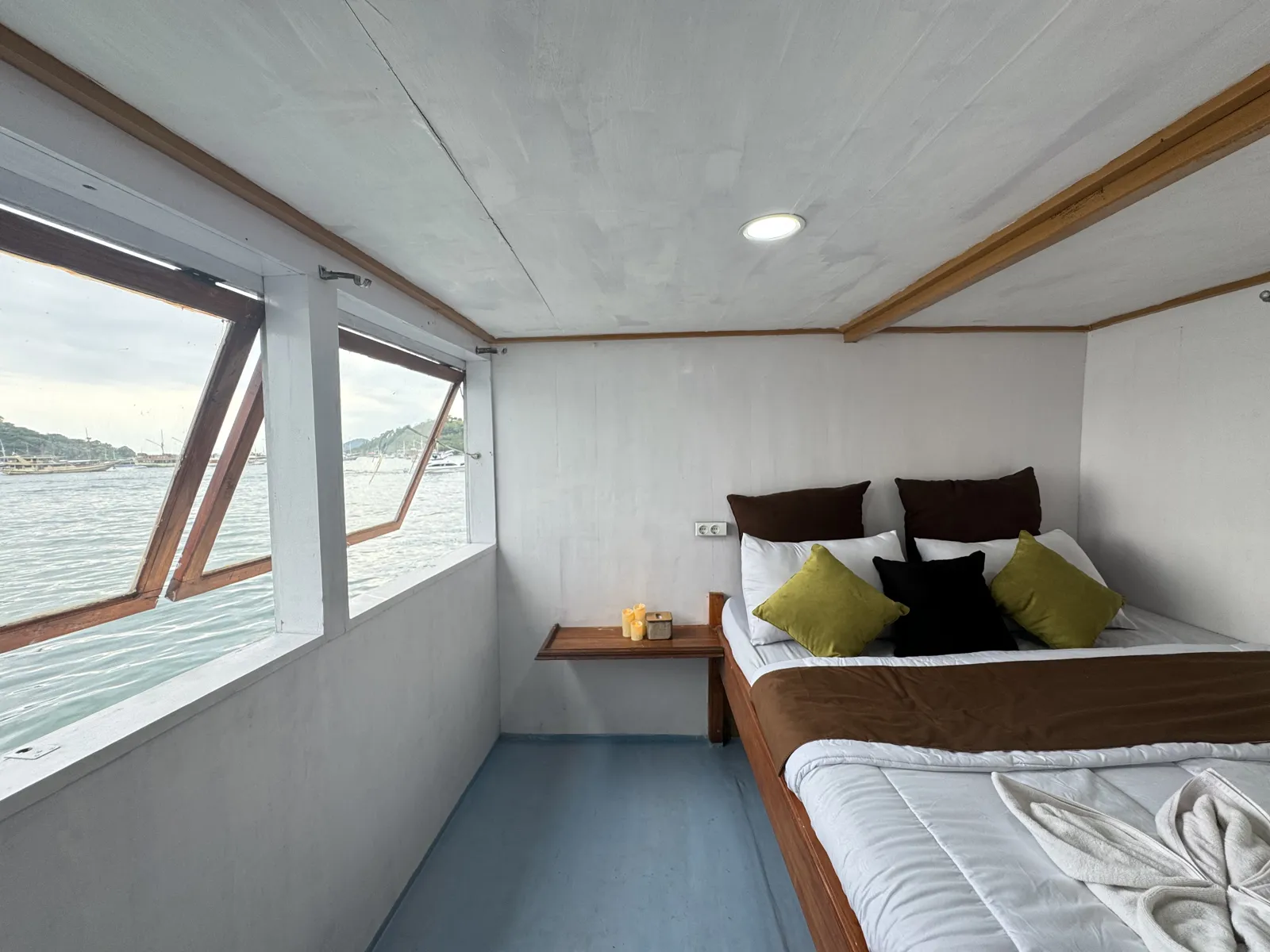 Deluxe Cabin di kapal Umami