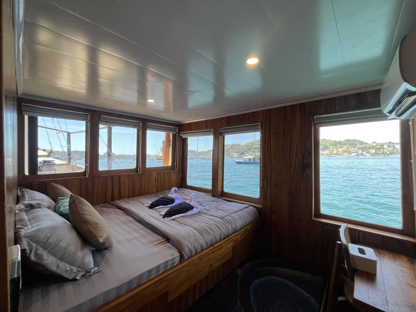 Deluxe Ocean di kapal Woodwave